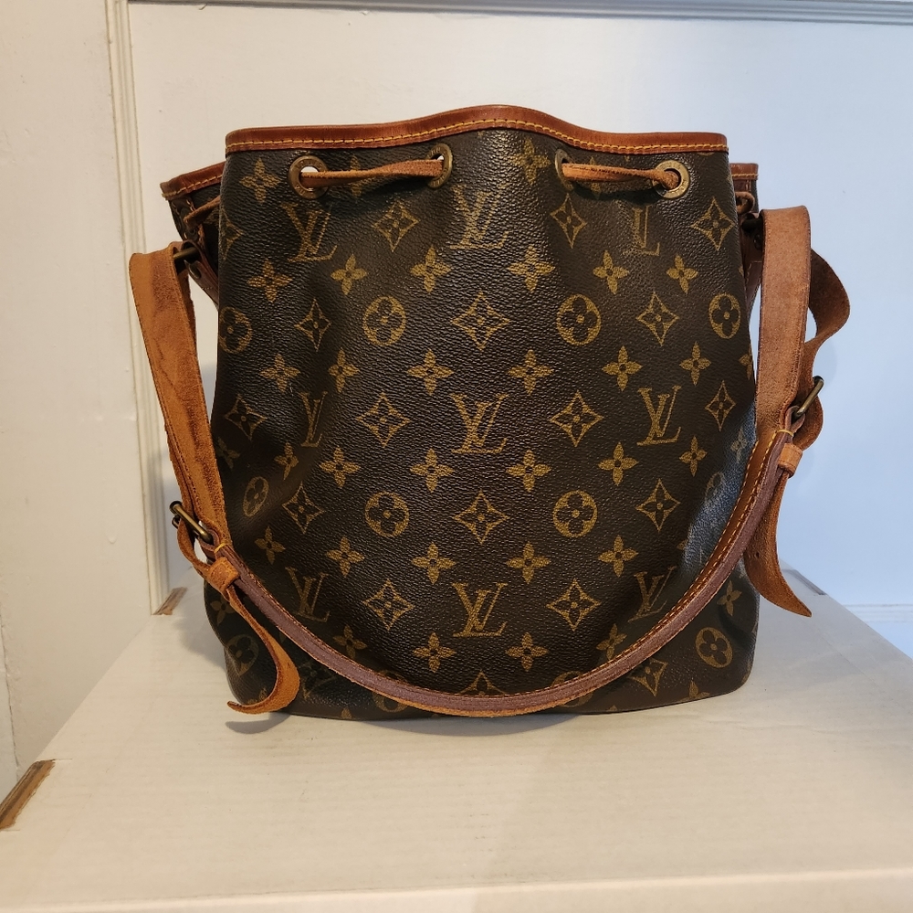 Louis Vuitton Monogram